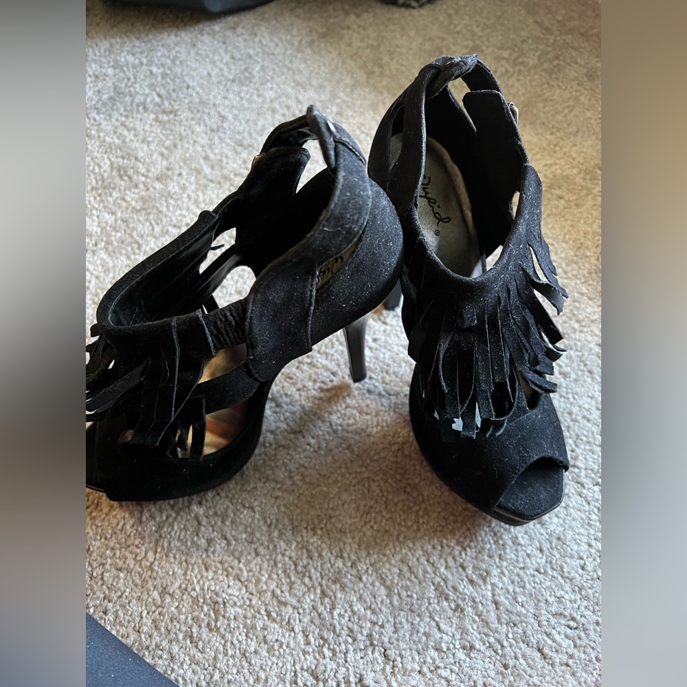 Qupid Platform Peep-Toe Heels - Picture 7 of 9